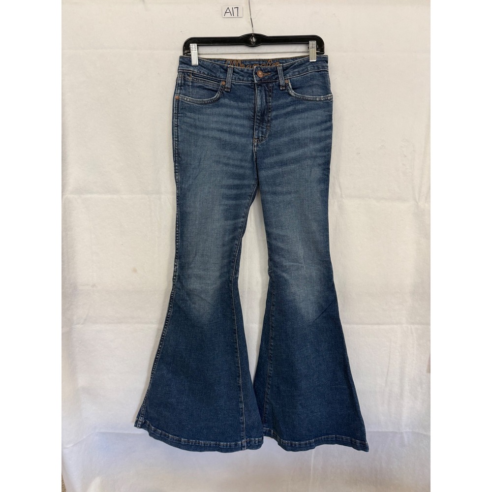 Wrangler High Rise Flare Jeans Womens 27x34 Medium Wash Bell Bottoms